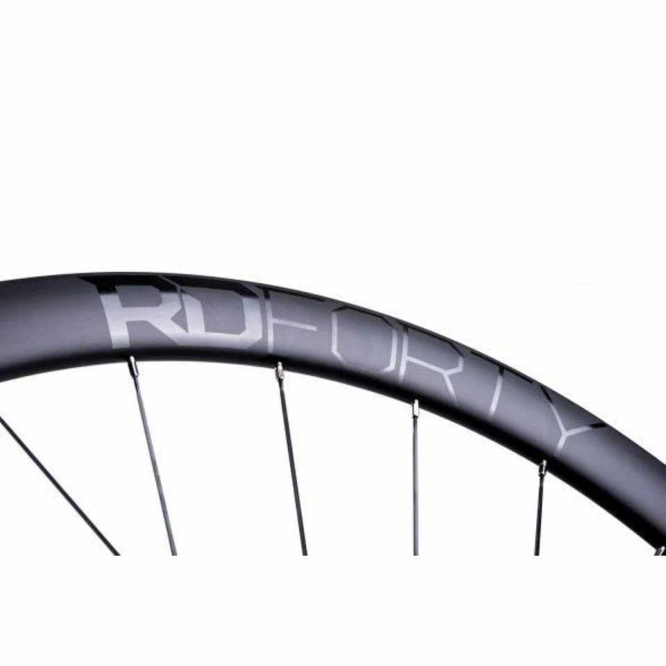 Hope RD40 Carbon Pro 5 Front Wheel 4 Hope RD40 Carbon Pro 5 Front Wheel – Image 2