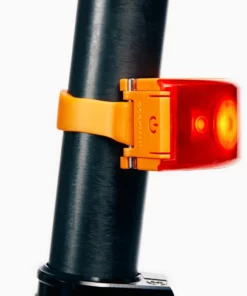 Bookman Curve Rear Light -France Pièces Pour Vélos Soldes CurveLight Orange Rear Onbike 1 54b192b7 d616 4c0f b504 660301a7843c 1800x1800