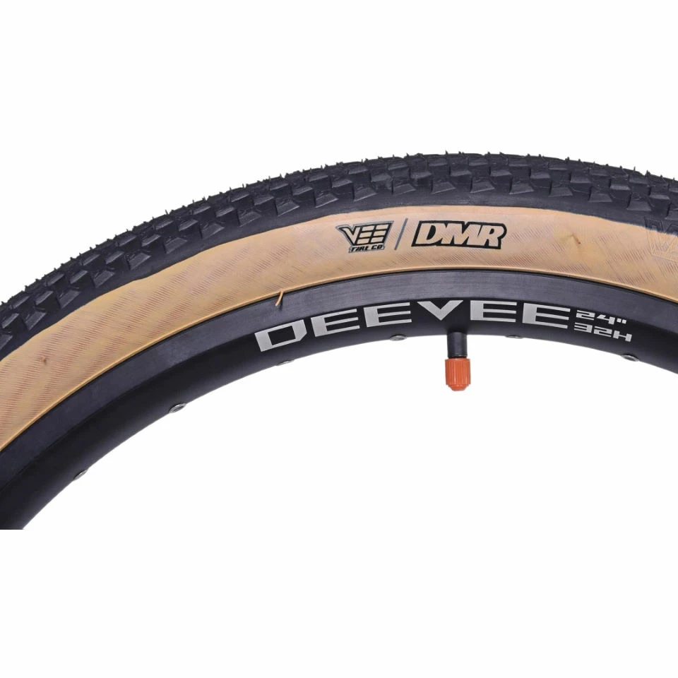 DMR DJ24 Dirt Jump And Street Tyre 13 DMR DJ24 Dirt Jump And Street Tyre – Image 11
