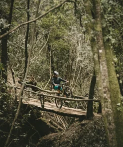 Goodyear Newton Enduro Tubeless Front MTB Tyre Black 2.5" 2 -France Pièces Pour Vélos Soldes Goodyear Newton Enduro Tubeless Front MTB Tyre Tyres Black GR 015 64 584 V004 R 7