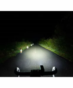 Ravemen LR800P USB Rechargeable Front Light -France Pièces Pour Vélos Soldes lights comparison 103455760