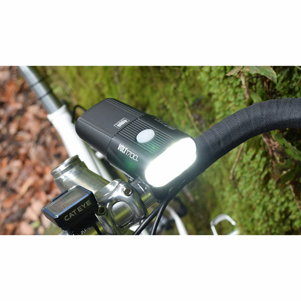 Éclairage Avant Cateye Volt 1700 RC 11 Éclairage Avant Cateye Volt 1700 RC – Image 9